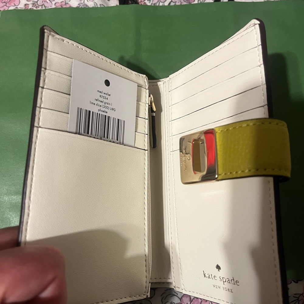 Kate Spade Yellow Wallet with Turn-Lock Closure NEW w TAGS - Picture 3 of 6